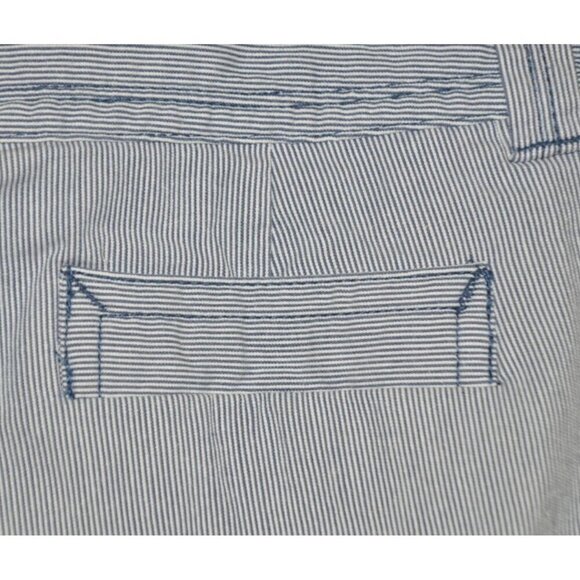 Charter Club Pinstriped Navy Blue & White Capri Crop Pants Size 4 Nautical - Picture 7 of 10